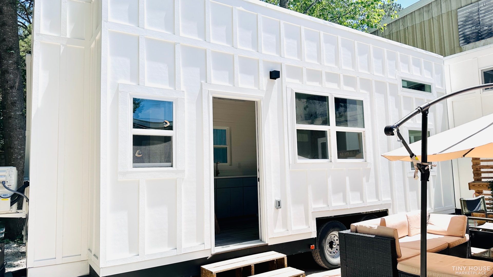 Inviting 24' NOAH Certified Tiny Home on Wheels - Image 1 Thumbnail