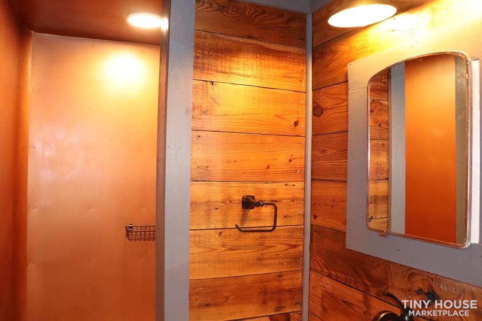 Irma the Tiny House - Image 2 Thumbnail