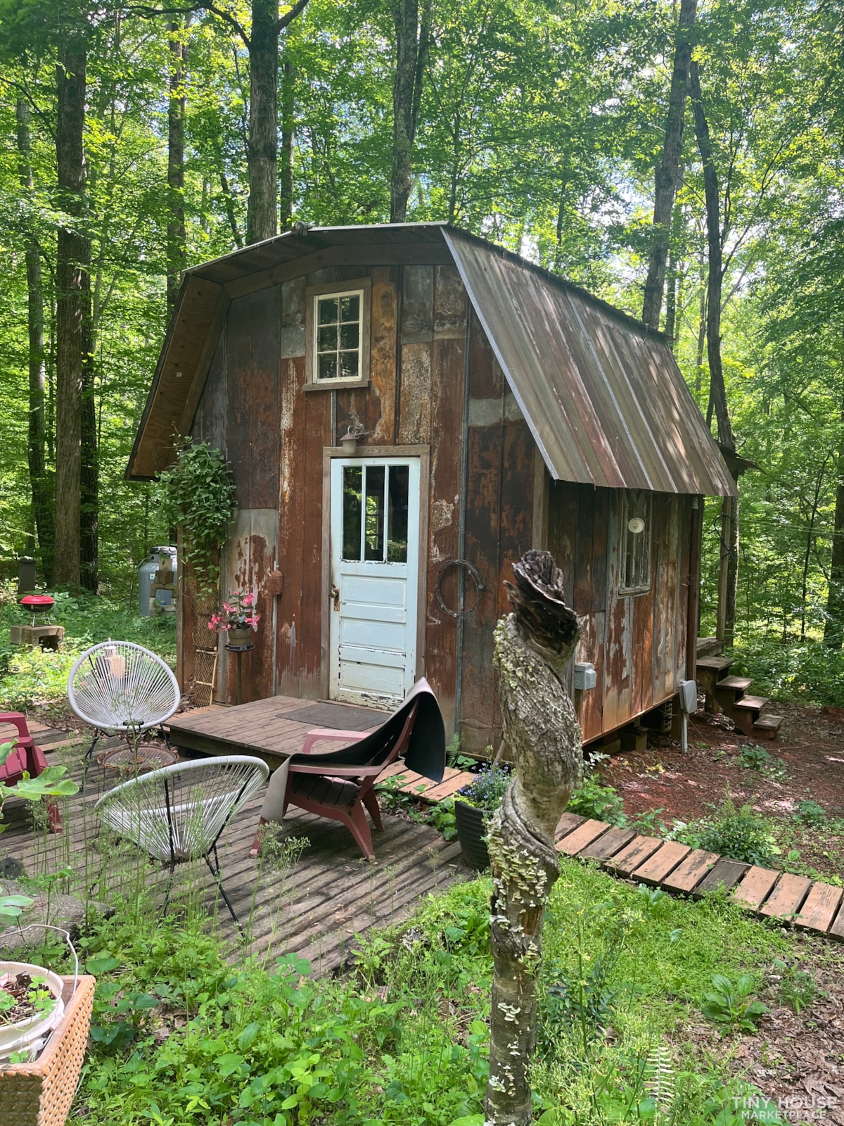 Iron John Artist/ Craftsman Cottage - Image 2 Thumbnail