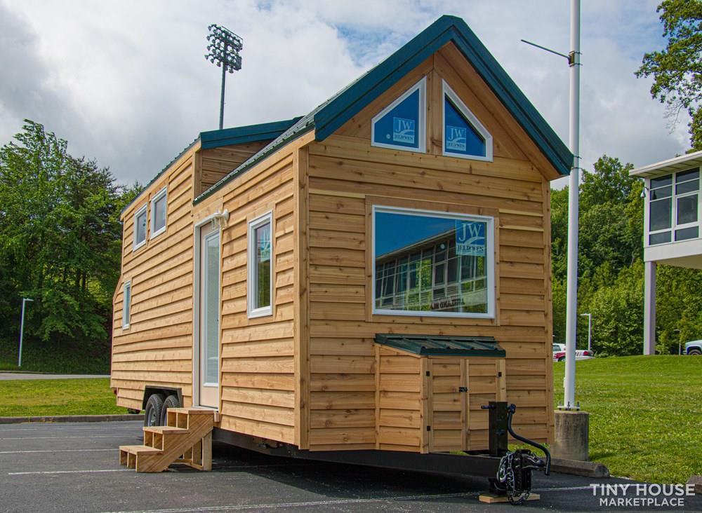 KVEC Ashland Tiny House 2019 (sale is pending) - Image 4 Thumbnail
