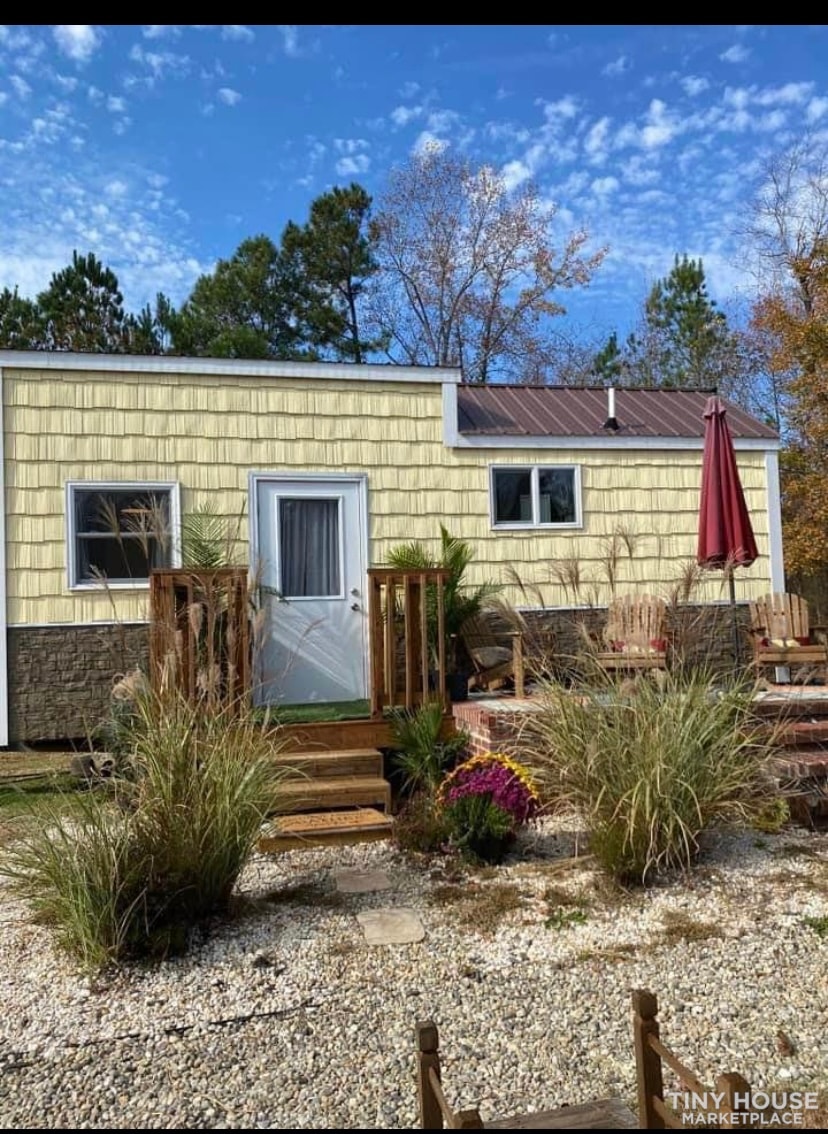 KVEC Built Cozy Tiny House - Image 1 Thumbnail