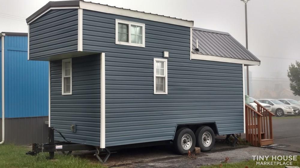 KVEC Knott Co. Tiny House (SOLD) - Image 2 Thumbnail