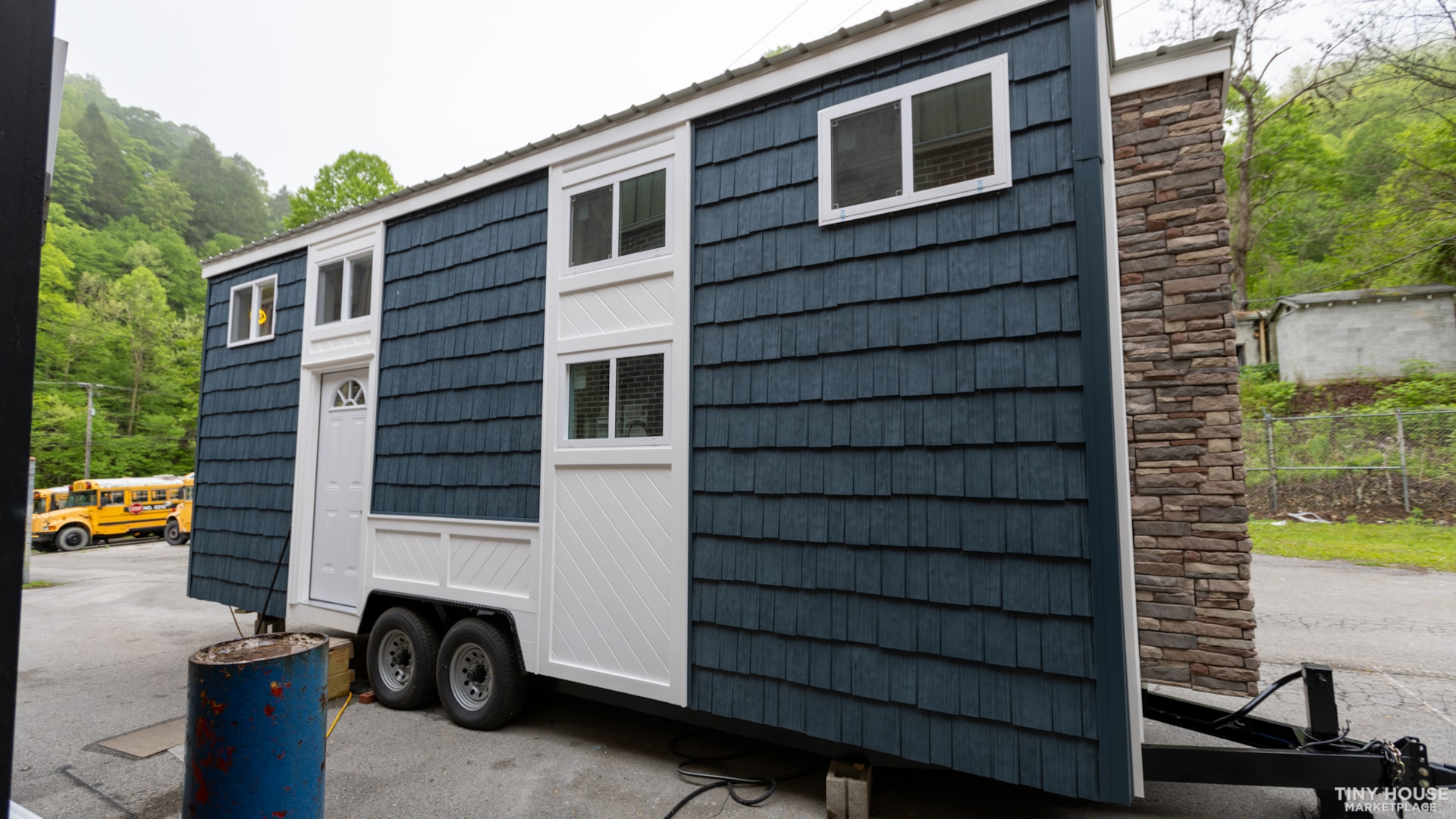(SOLD!!!!) KVEC (Phelps) NEW 28ft THOW (Downstairs Bedroom)