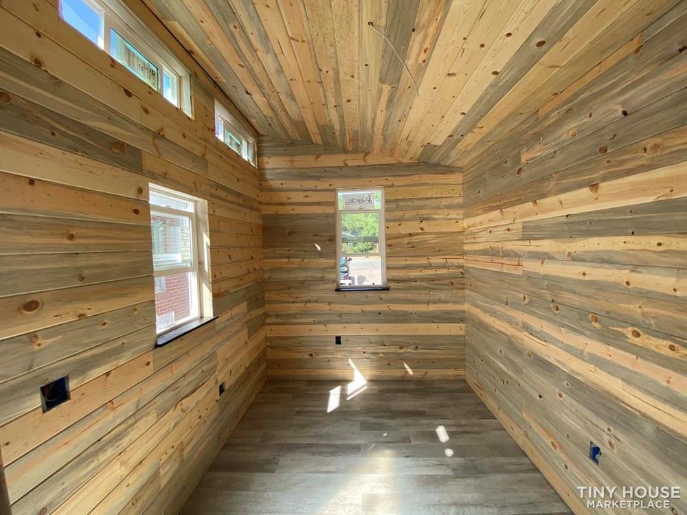 Learning Pod / Study Pod - Can be easily converted into a Tiny Home - Image 1 Thumbnail