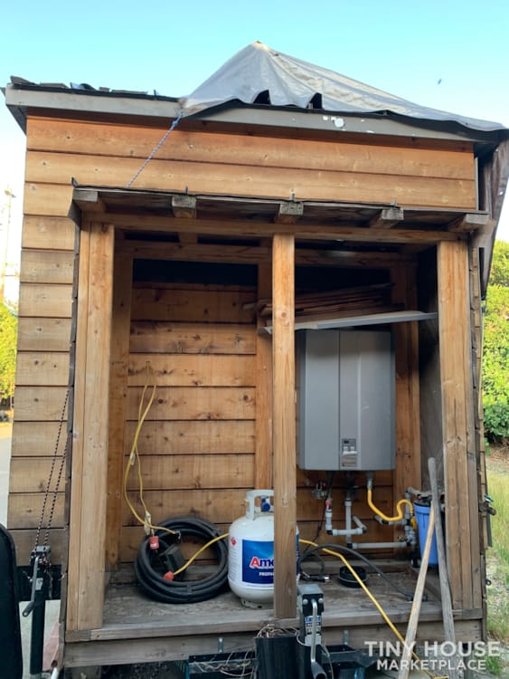 Light, airy, almost finished tiny house on wheels - Image 3 Thumbnail