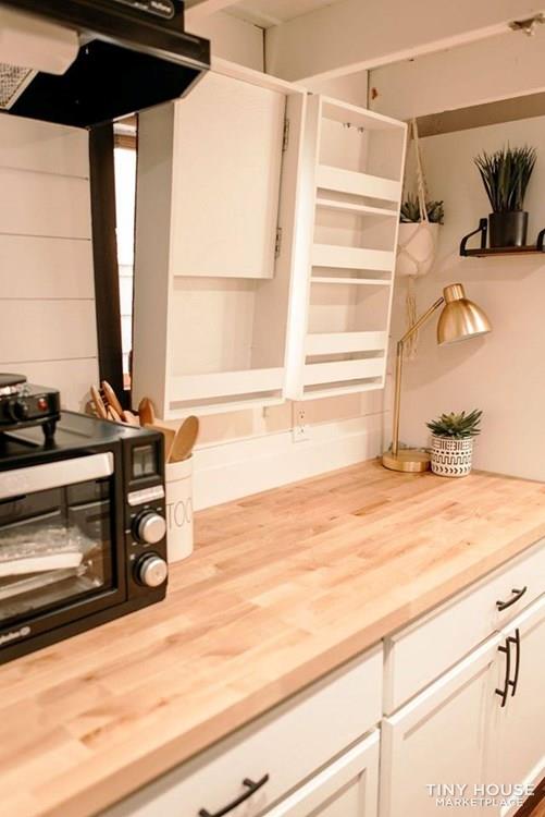 Light and airy tiny home in Oregon - Image 4 Thumbnail