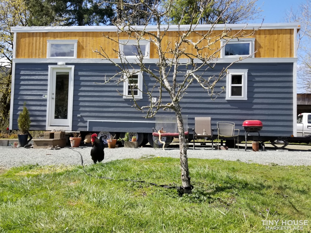 Like New with updates Tumbleweed Tiny Home