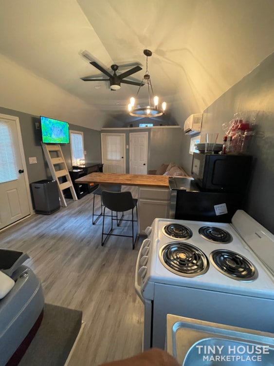 Little Blue Comfort Tiny Home - Image 4 Thumbnail