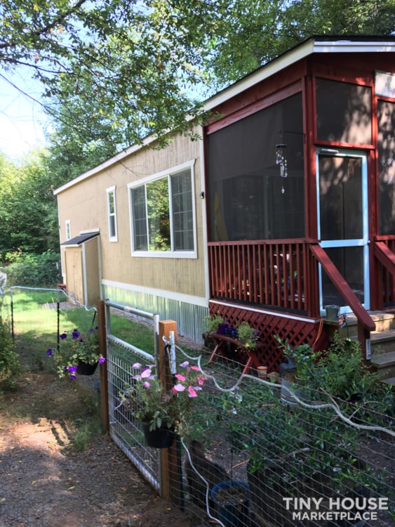 Little Country Cottage
