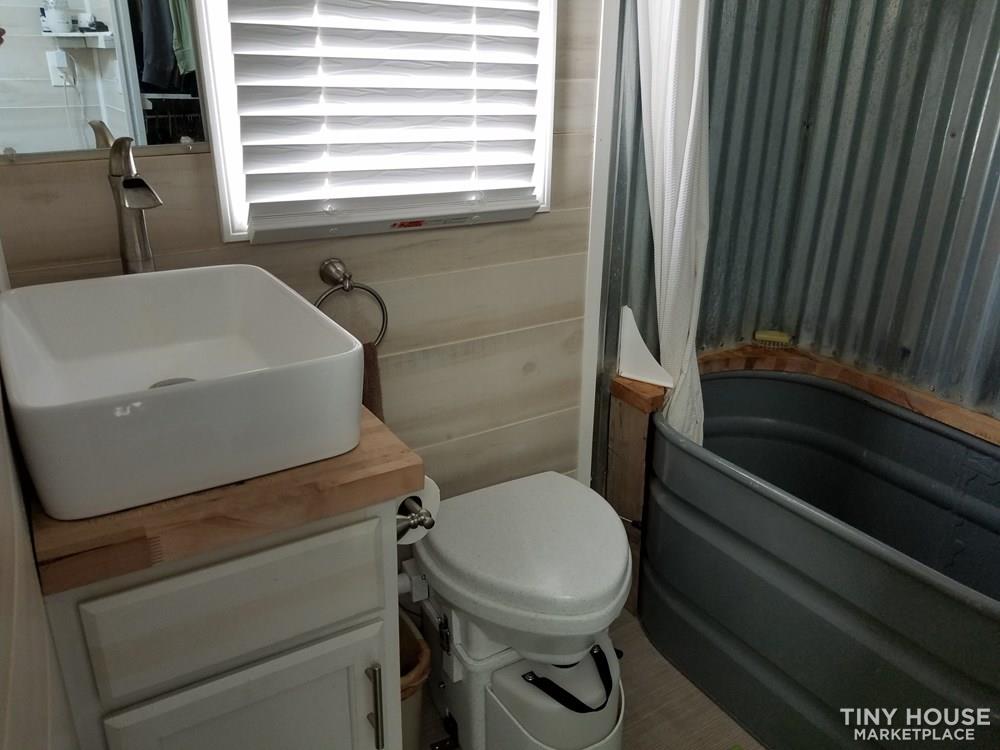 Turn-Key Off-Grid 2 bd 2 bth T.H.O.W. w/ 10 Acres, Includes Truck for Hauling - Image 4 Thumbnail