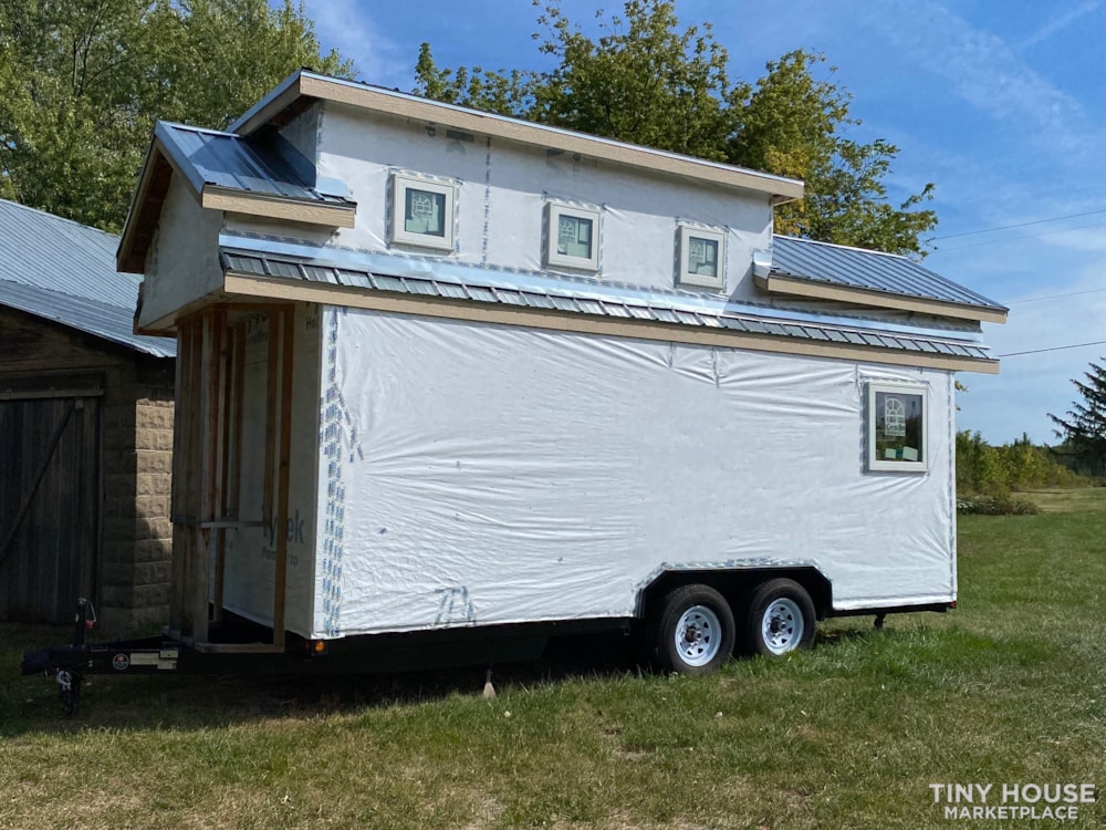 Loft Over 20 ft. Shell on Trailer - Image 2 Thumbnail