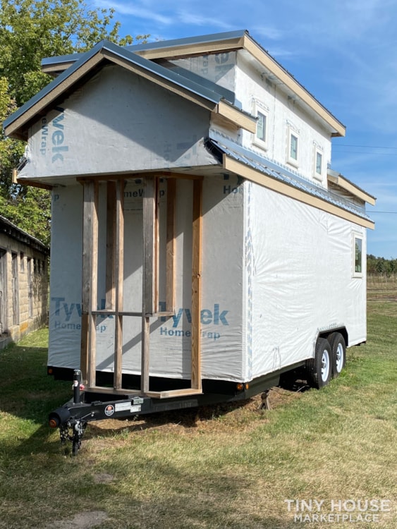 Loft Over 20 ft. Shell on Trailer - Image 4 Thumbnail