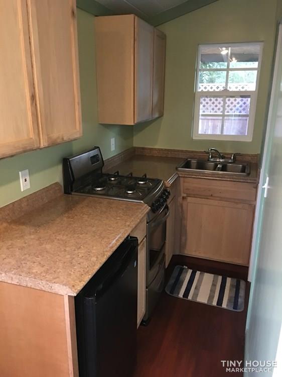 Lovely & Cozy Tiny Home - Image 3 Thumbnail