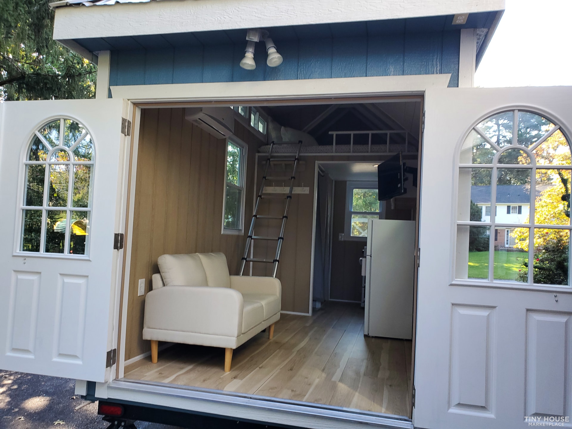 Lovely Little Tiny House - Image 3 Thumbnail