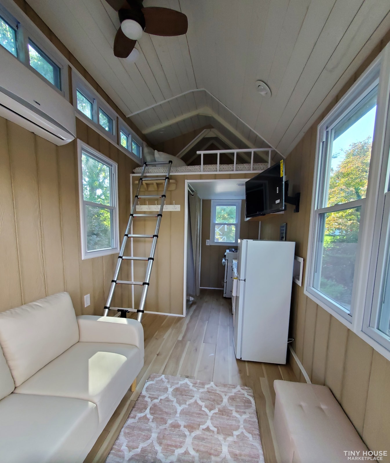 Lovely Little Tiny House - Image 4 Thumbnail