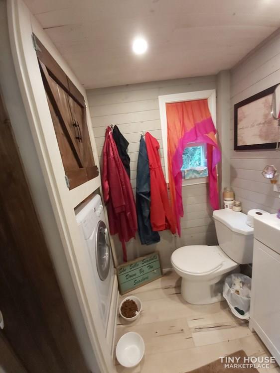 Lovely tiny home on wheels - Image 2 Thumbnail