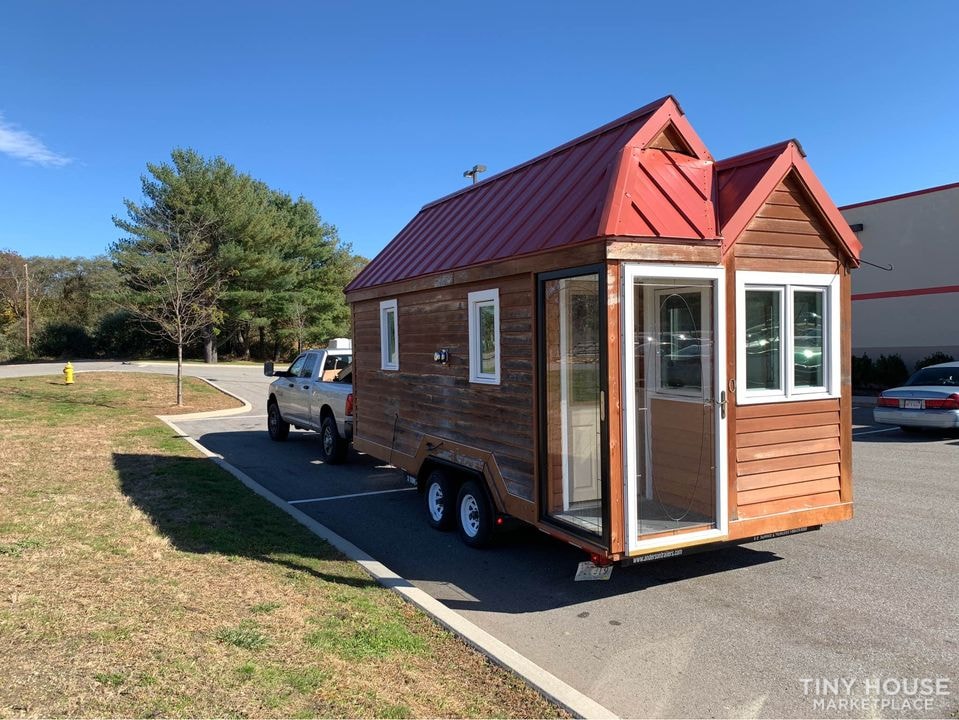 Lovingly Maintained Fencl Tiny House - Image 2 Thumbnail