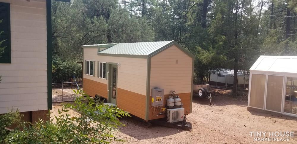 Luxurious Custom Farm Tiny House  - Image 1 Thumbnail
