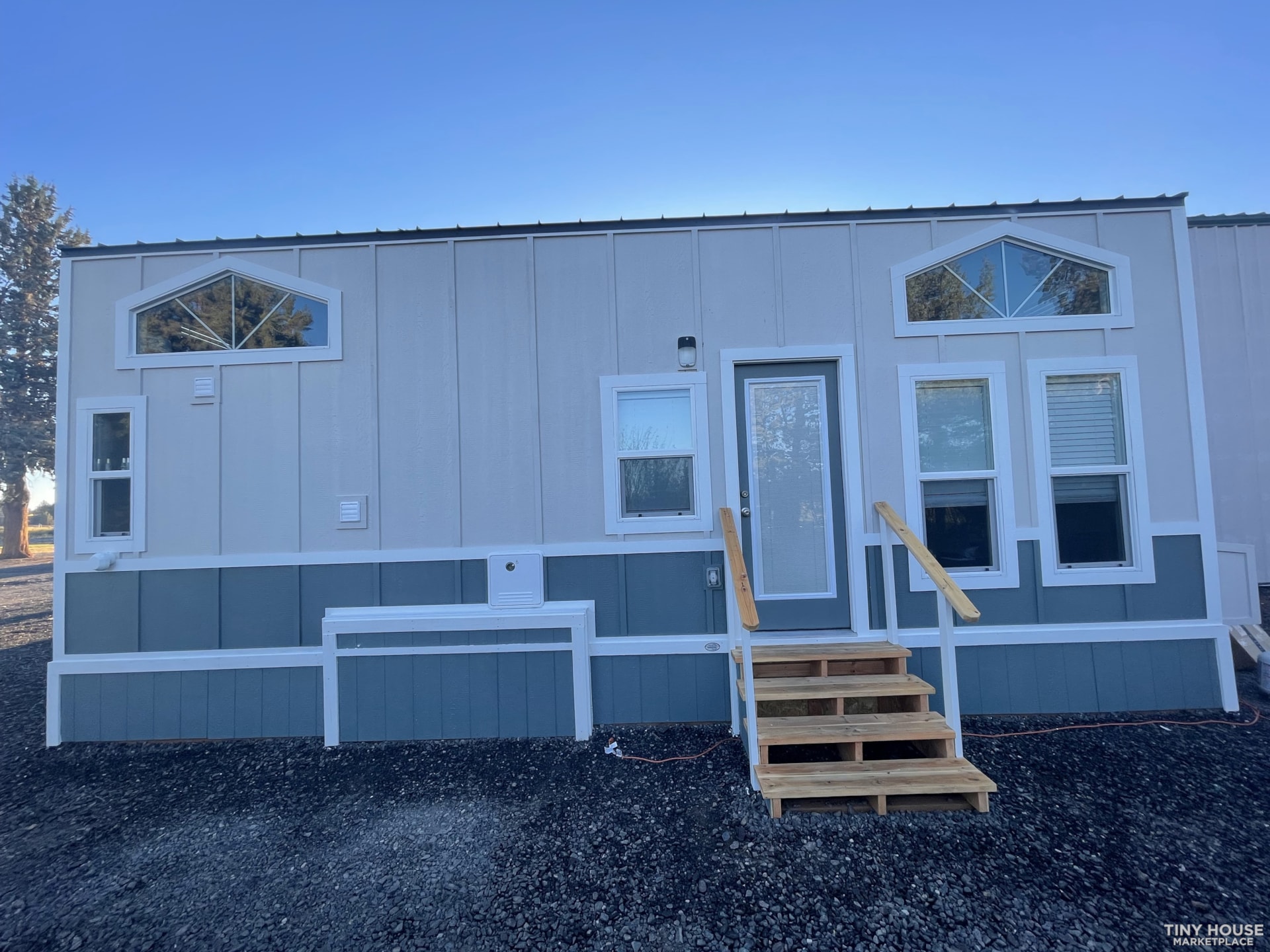Luxury 2022 Custom Tiny Home on Wheels - $80,000 - Image 2 Thumbnail