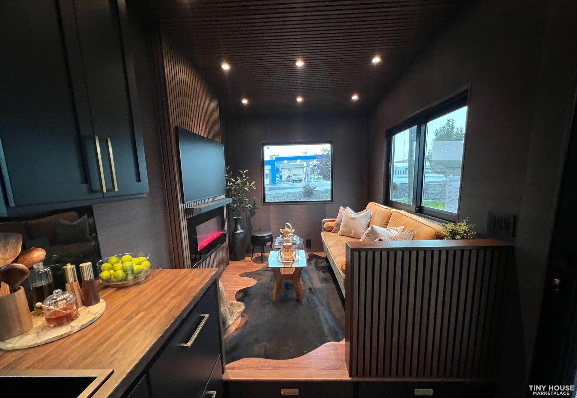 Luxury 2024 Parker Edition Tiny Home on Wheels - Image 3 Thumbnail