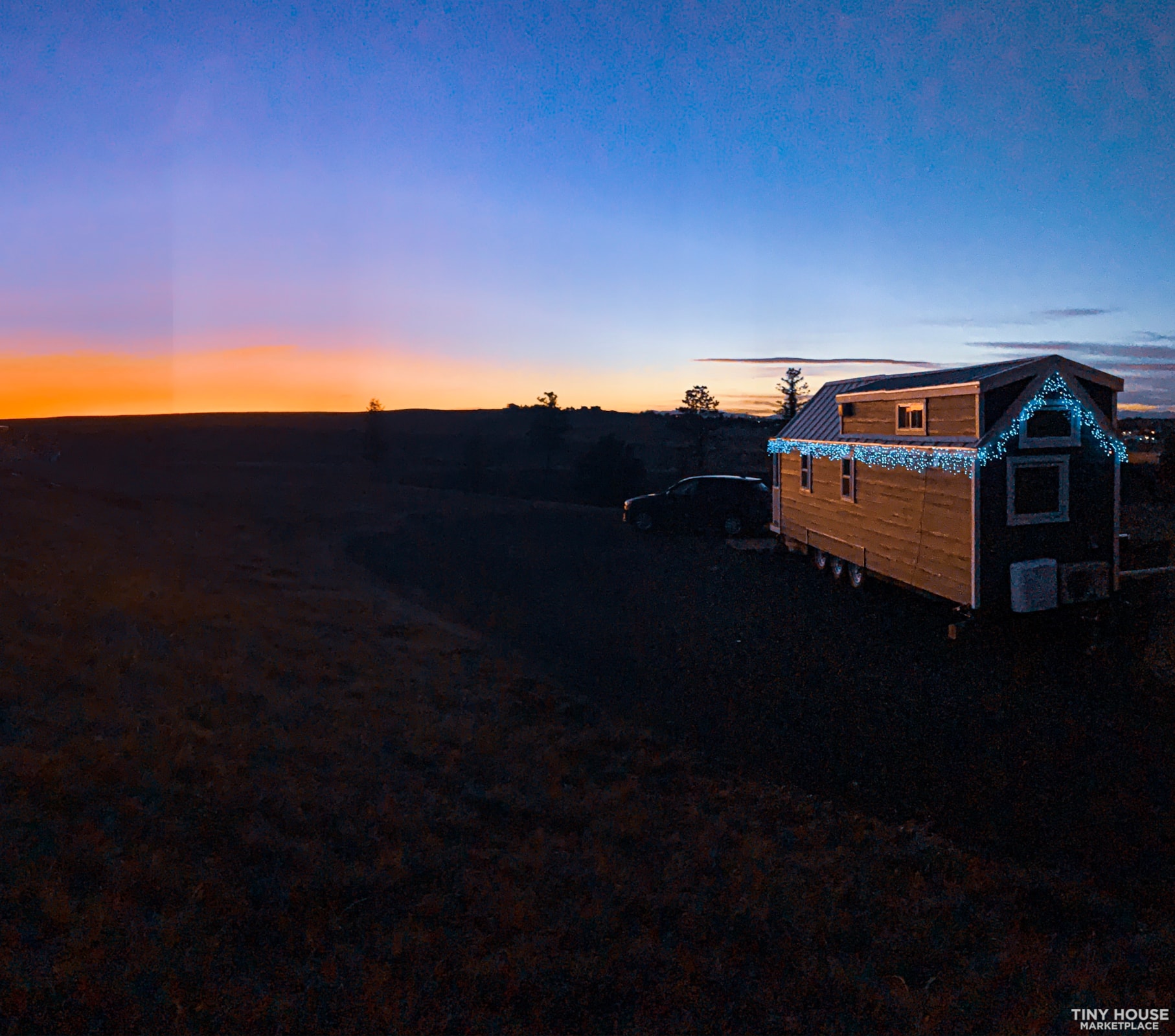 Luxury 30ft Tiny House on Wheels – Off-Grid Ready - Image 3 Thumbnail