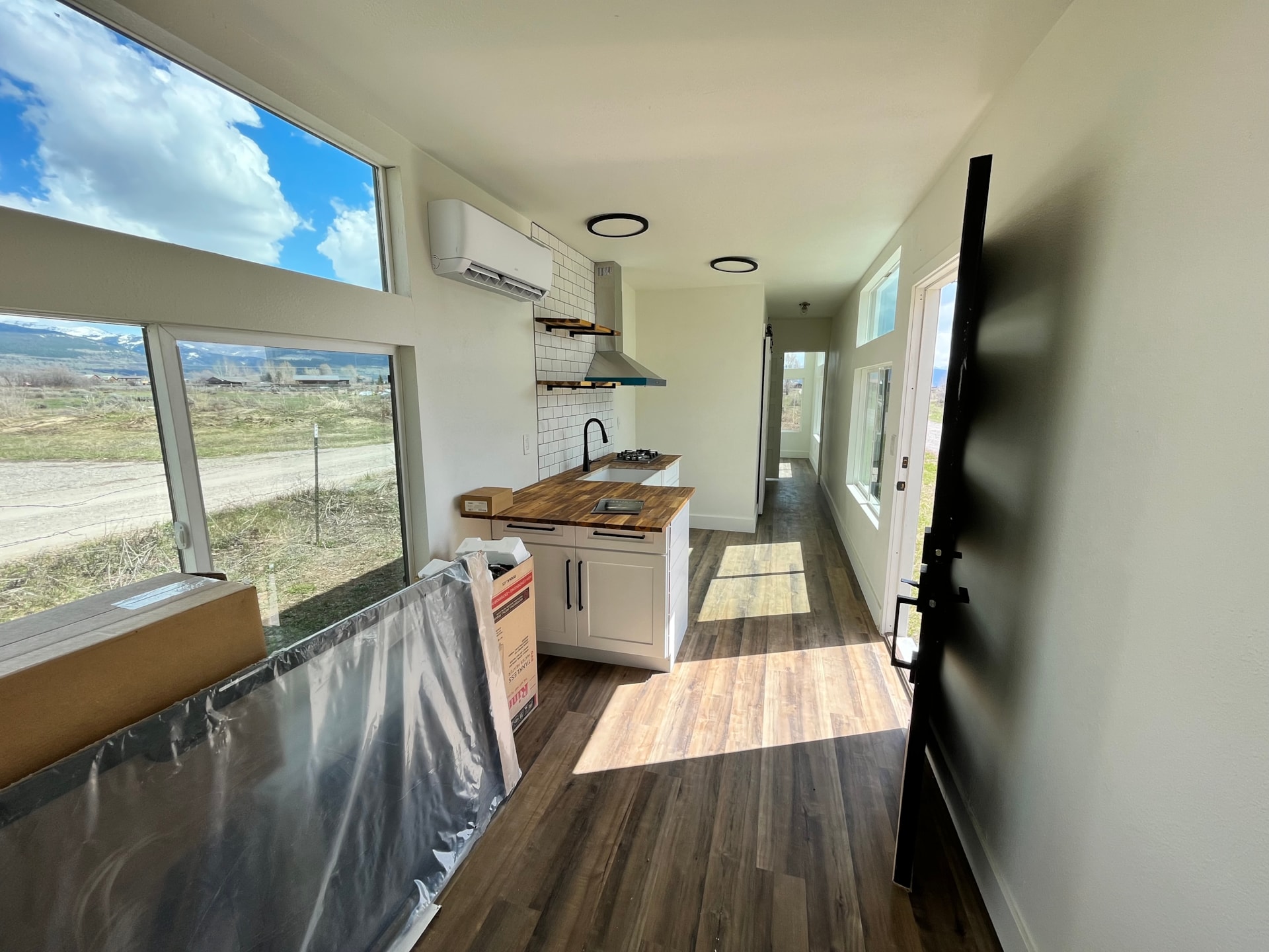 Luxury Container Home - Image 3 Thumbnail