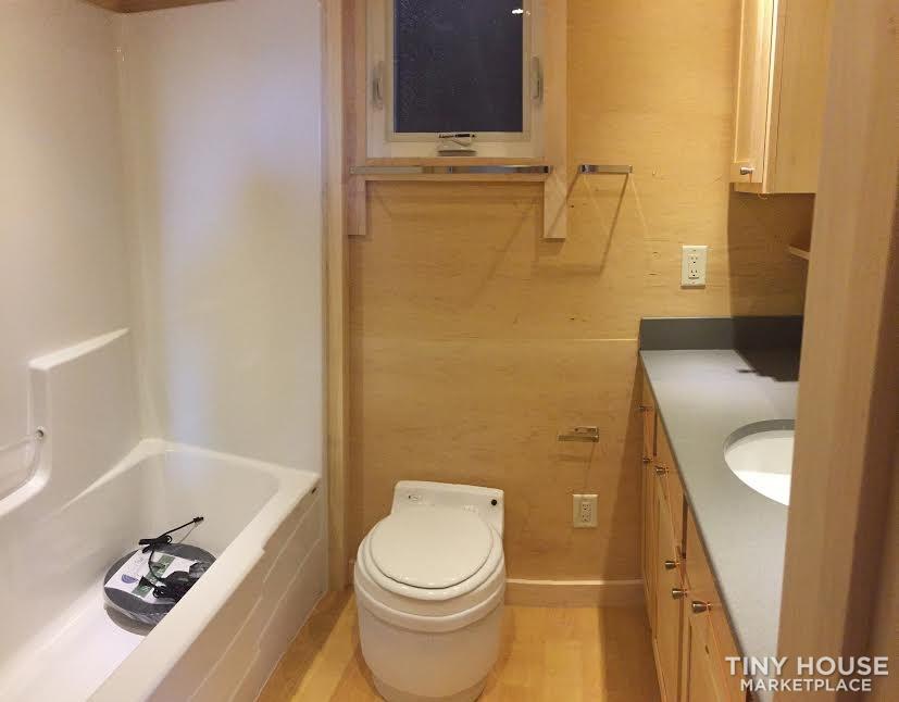 Luxury Escape Traveler XL Award-Winning Little Modern House on a Trailer - Image 4 Thumbnail