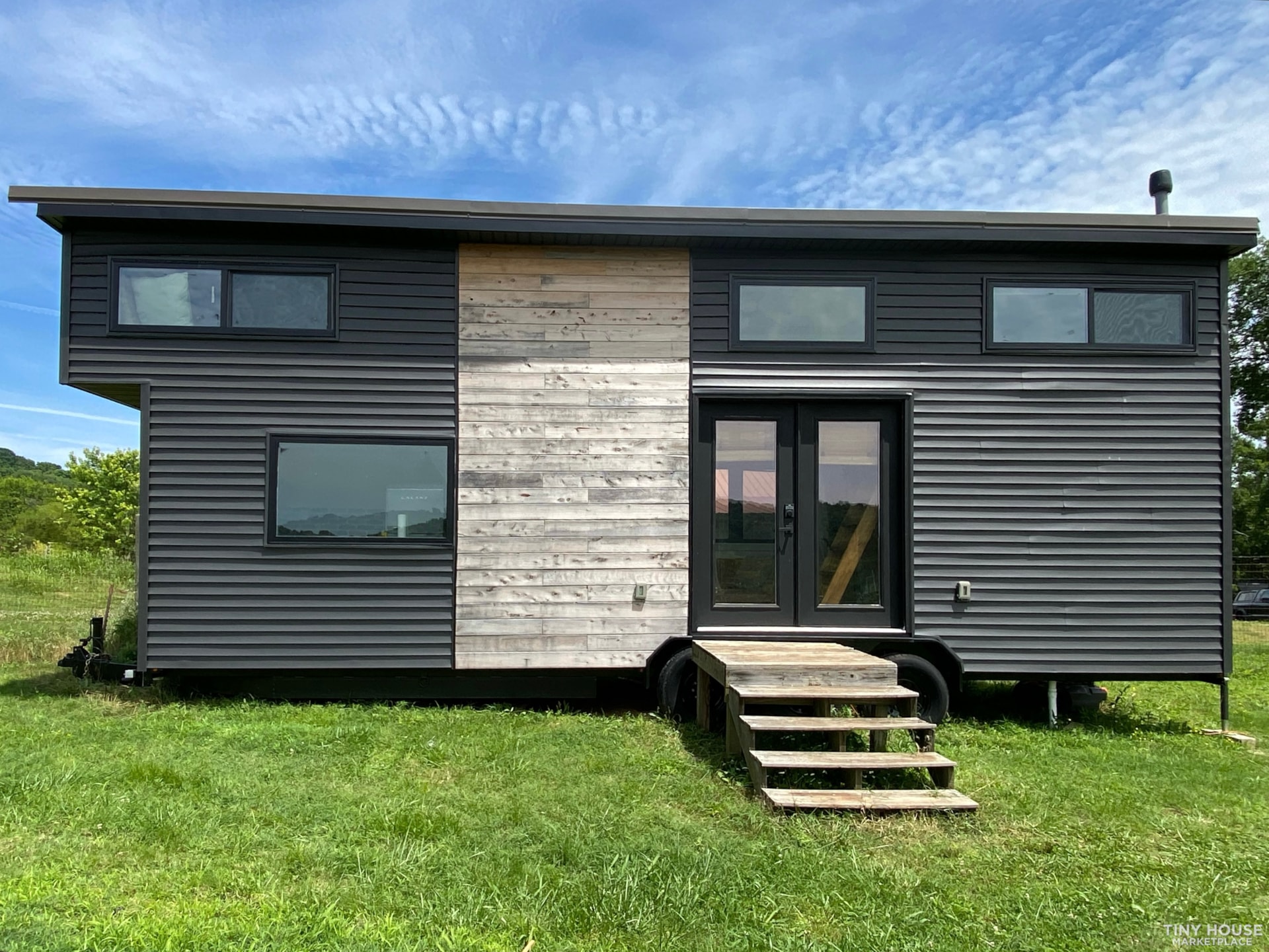 Luxury Light and Airy Tiny House - Tennessee - Image 2 Thumbnail
