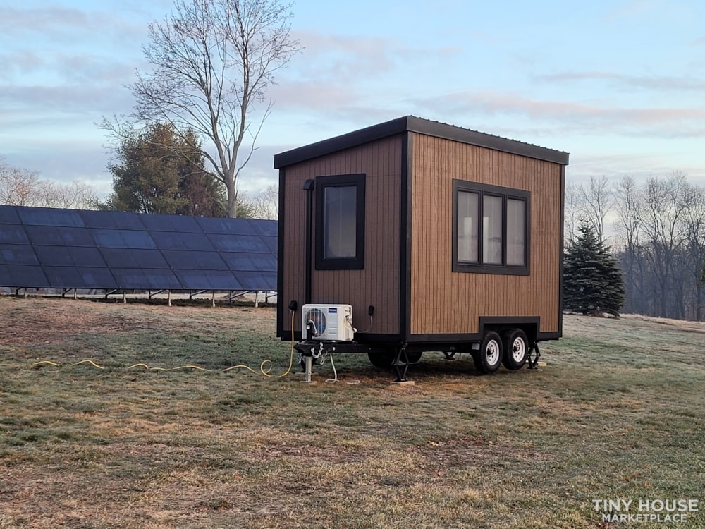 Luxury Mobile Home Office Suite - Image 2 Thumbnail