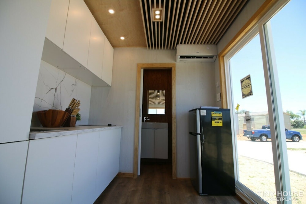 Luxury Modern Tiny House On Wheels 24x8'6" - Image 2 Thumbnail