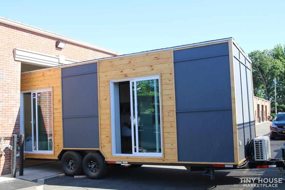 LUXURY MODERN TINY HOUSE ON WHEELS 24 X 8' 6" 204 SQ FT PERFECT FOR AIRBNB! - Image 2 Thumbnail