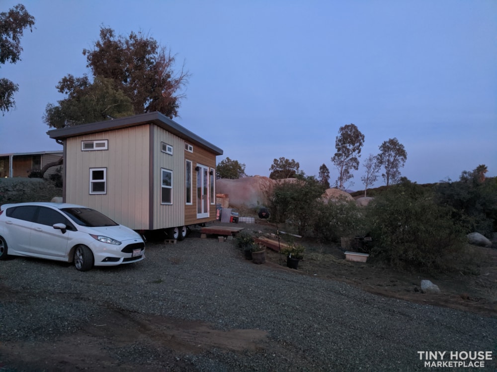 Luxury Off Grid Passive Solar Tiny House