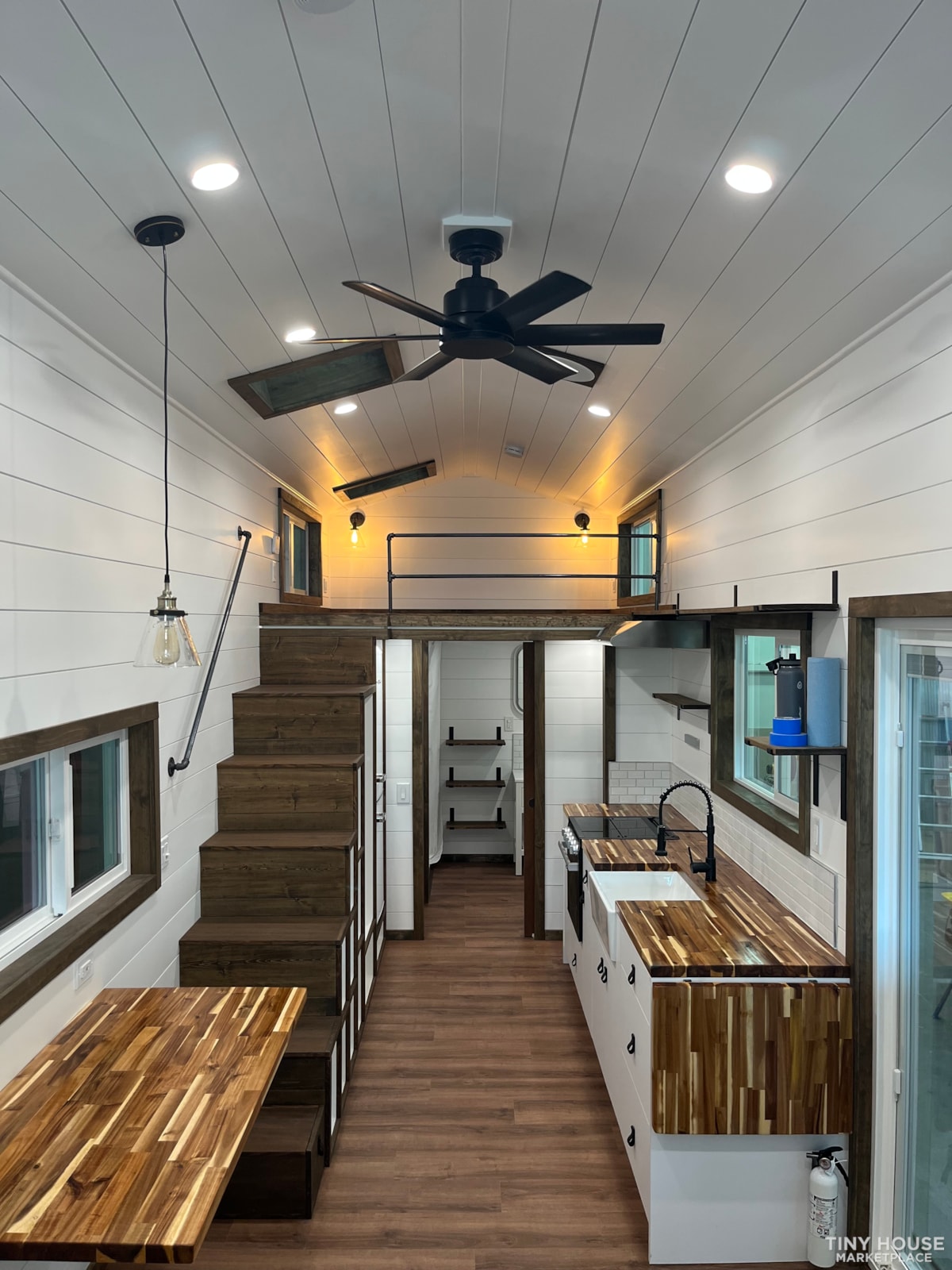 Luxury Off-Grid Tiny Home – 2022 Spindrift “Olympic” Model + Upgrades - Image 3 Thumbnail