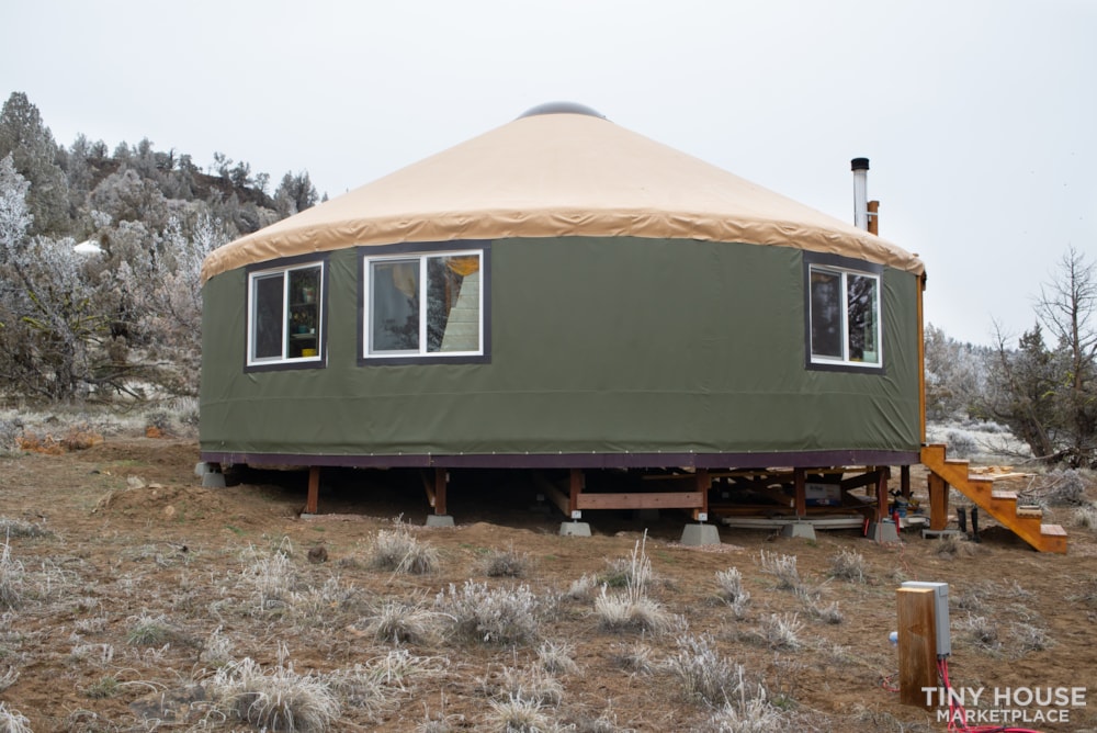 Luxury Off-Grid Yurt For Sale - Image 4 Thumbnail