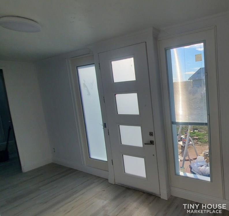 Luxury Penthouse.   ** Price Reduced** - Image 4 Thumbnail