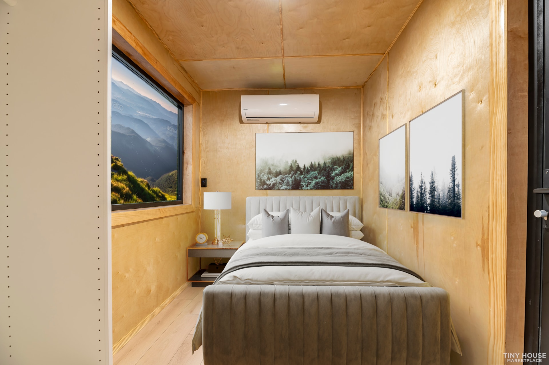 40 ft. LUXURY SHIPPING CONTAINER HOME FOR SALE - Image 4 Thumbnail