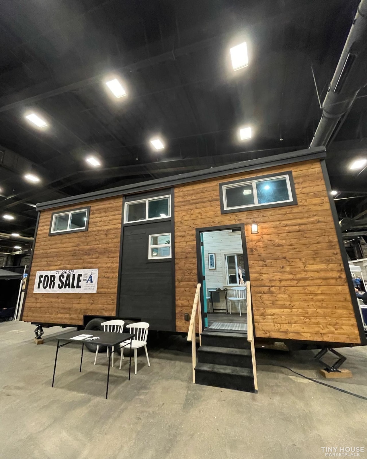 Luxury Tiny Home: Cozy Abode in the Heart of Las Vegas - Image 2 Thumbnail