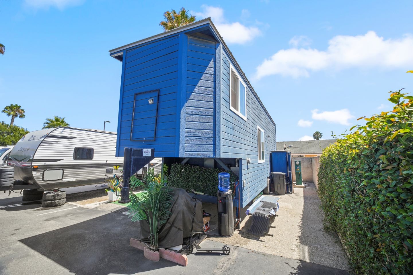 Luxury Tiny Home For Sale in California - Image 2 Thumbnail