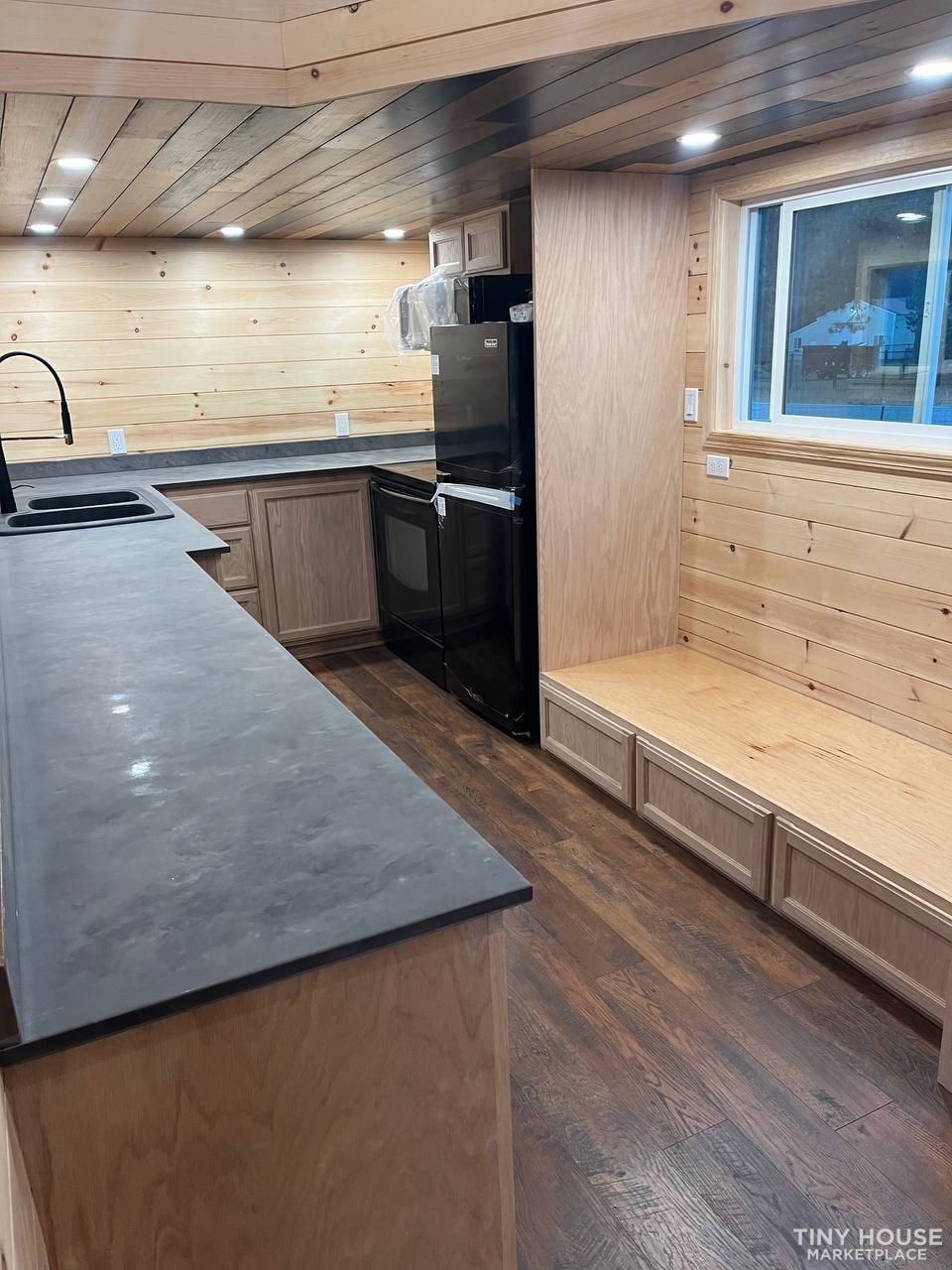 Luxury Tiny Home - Motivated Seller - Image 4 Thumbnail