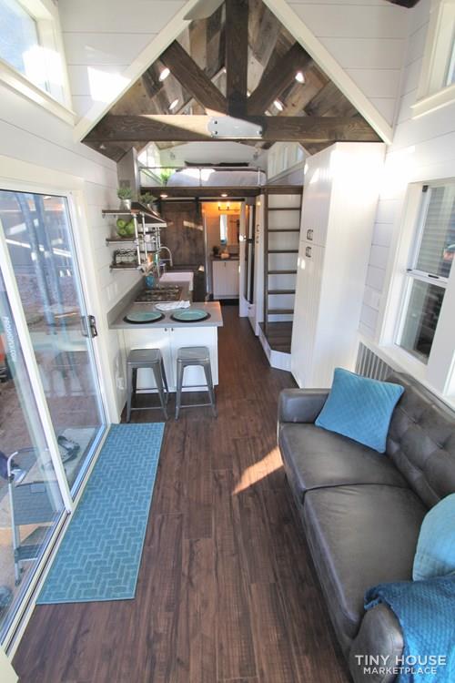 WELCOME TO YOUR NEW TINY HOME!!! GREAT PRICE AND QUALITY CONSTRUCTION!