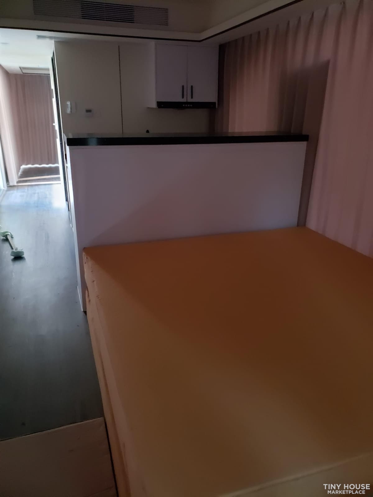 A Luxury Tiny House. Free delivery. - Image 3 Thumbnail