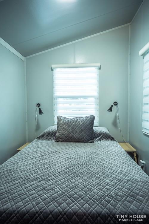 Luxury Tiny House. No Loft. Furnished. Waterfront. Central Florida. 250 sqft - Image 4 Thumbnail