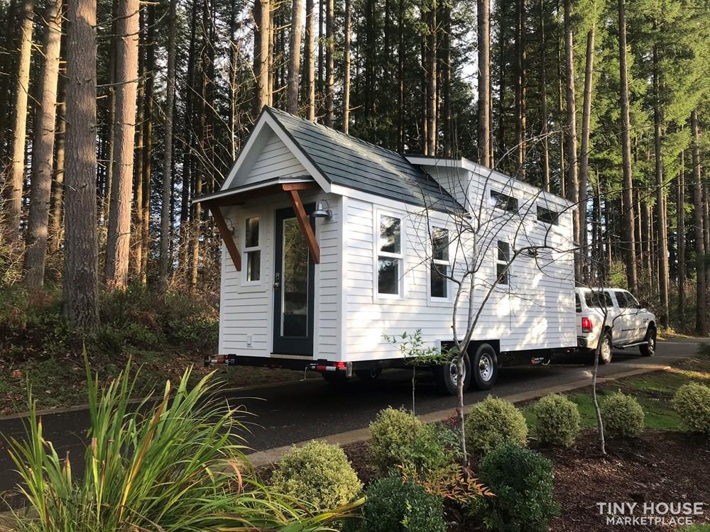 Tiny House for Sale - Luxury Tiny house on wheels