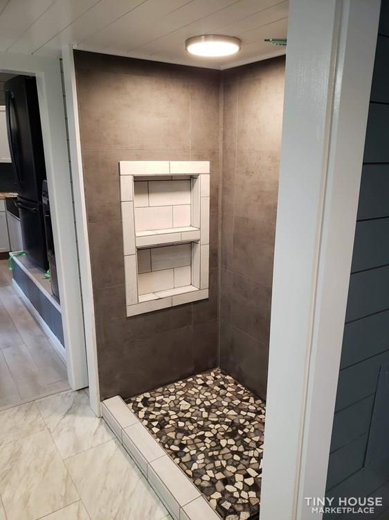 Luxury Tiny House on Wheels - Image 4 Thumbnail