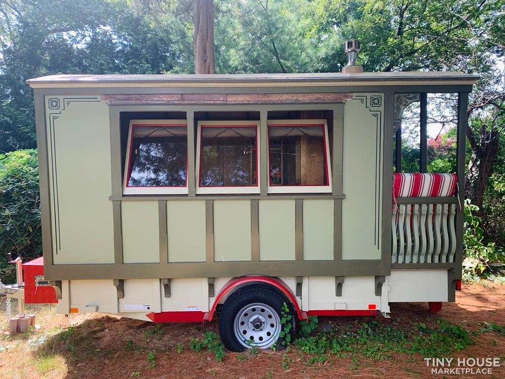 Magical Handmade Tiny Home - Image 2 Thumbnail