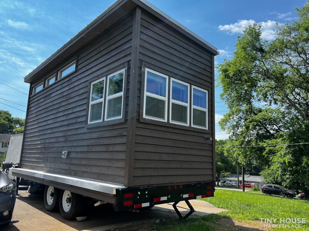 Master Carpenter built, solid tiny home on wheels ready to go! - Image 3 Thumbnail