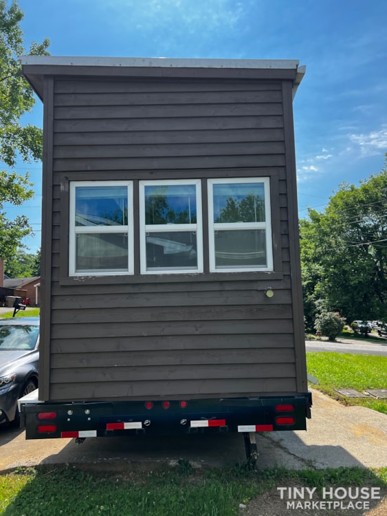 Master Carpenter built, solid tiny home on wheels ready to go! - Image 4 Thumbnail