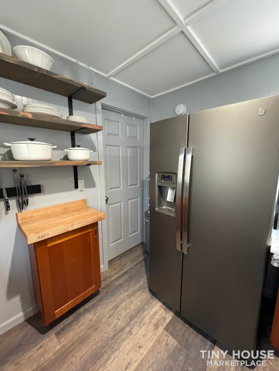Maui Tiny House Trailer - Image 3 Thumbnail