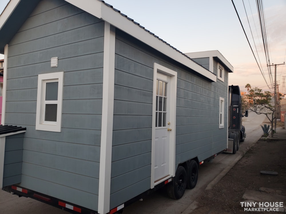 Max 24ft Tiny Home on Wheels  - Image 2 Thumbnail
