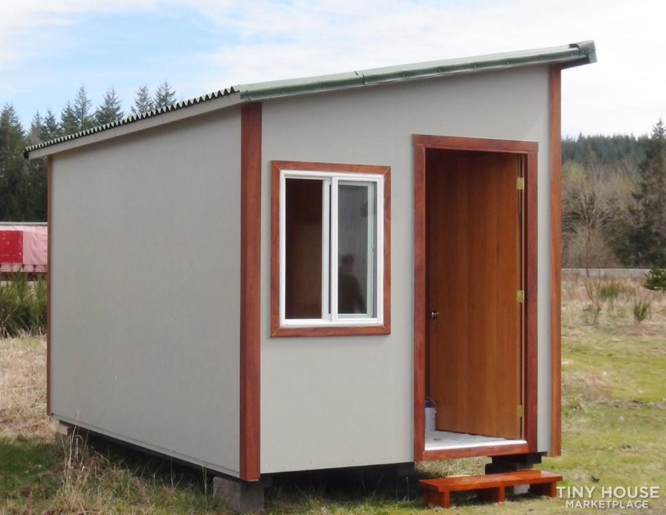 Medium Tiny House